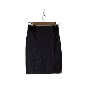 Ann Taylor Petite Women’s Gray/Black Pencil Skirt.  Size XSP.